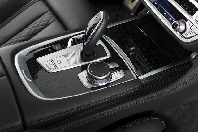 2022 BMW 7 Series 740i 15