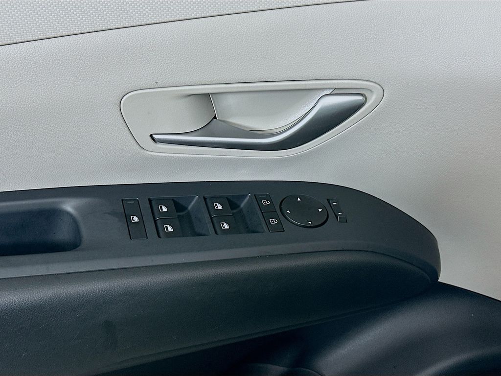 Thumbnail: 2025 Hyundai Tucson - 17