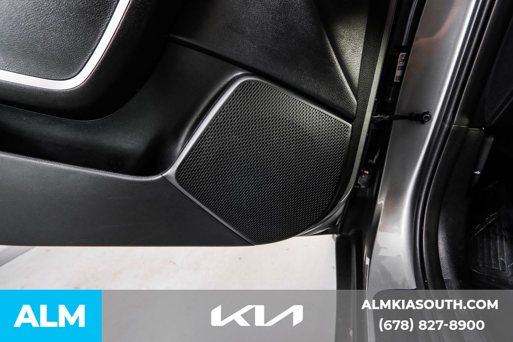 2023 Kia Soul LX photo 39