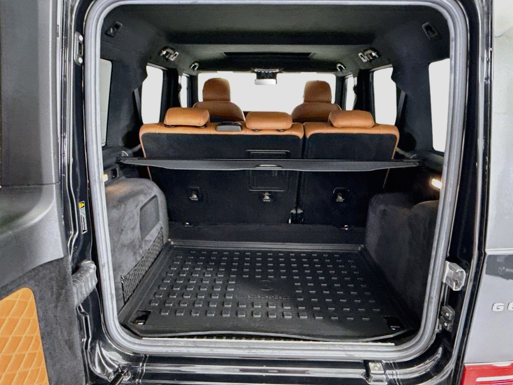 Thumbnail: 2021 Mercedes-Benz G-Class - 27