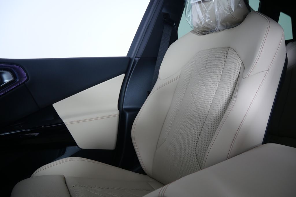 Thumbnail: 2026 BMW X3 - 21