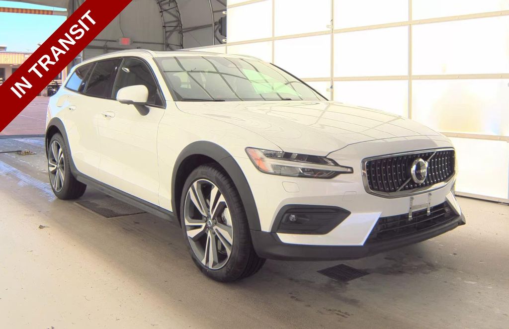 Crystal White Pearl 2025 Volvo V60 Wagon All-Wheel Drive Automatic