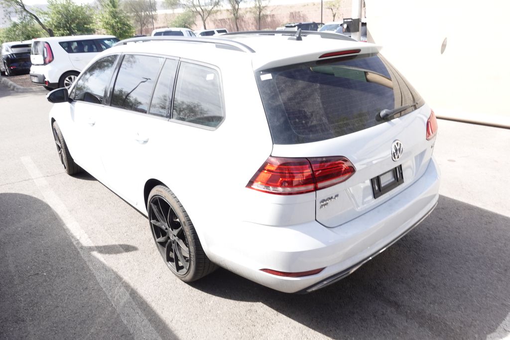 2018 Volkswagen Golf SportWagen SE