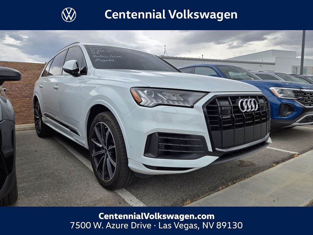 Glacier White Metallic 2023 Audi Q7 quattro Premium Plus 55 TFSI SUV / Crossover All-Wheel Drive 8-Speed Automatic