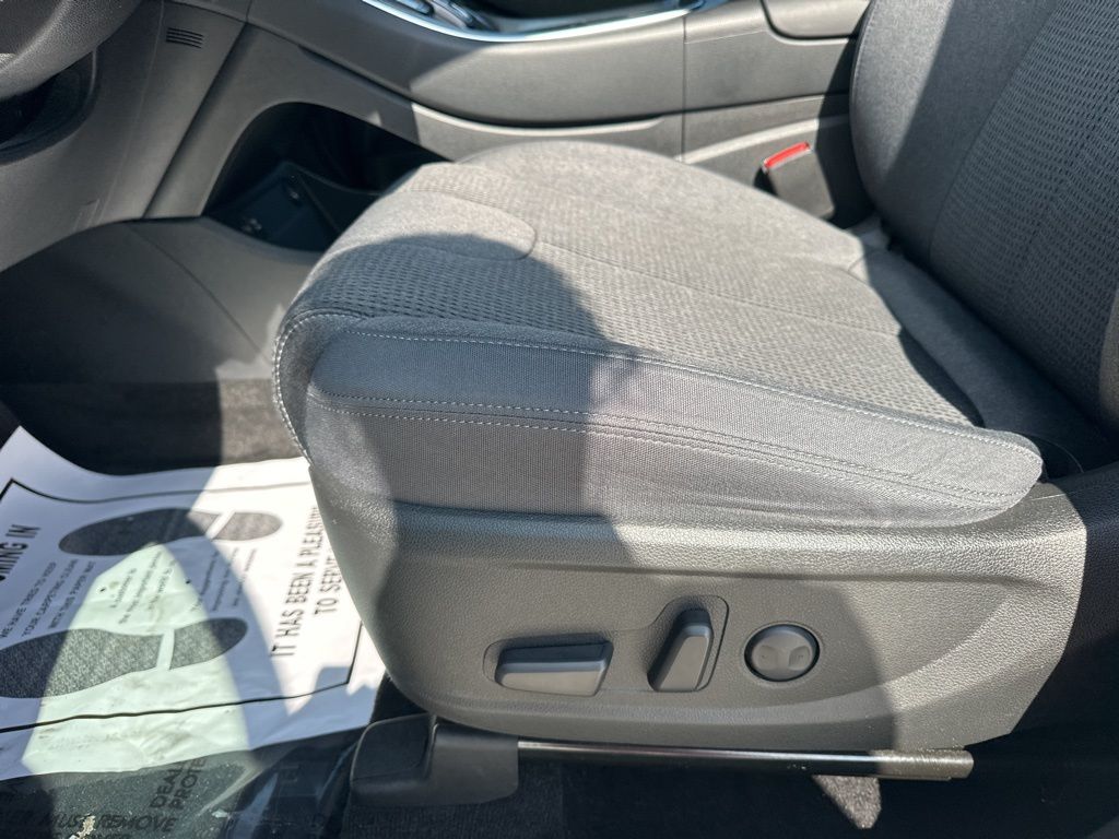 2022 Quartz White Hyundai Santa Fe SEL AWD SUV