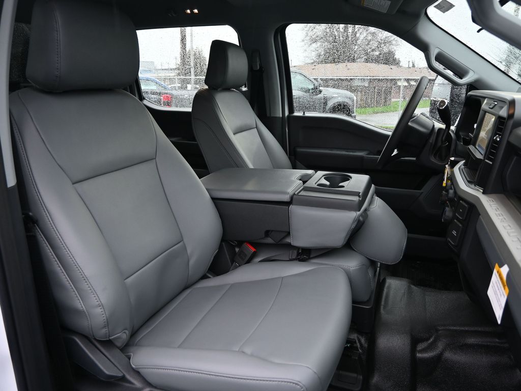 2026 Ford F-550 Chassis XL