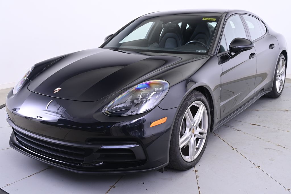 Thumbnail: 2018 Porsche Panamera - 1