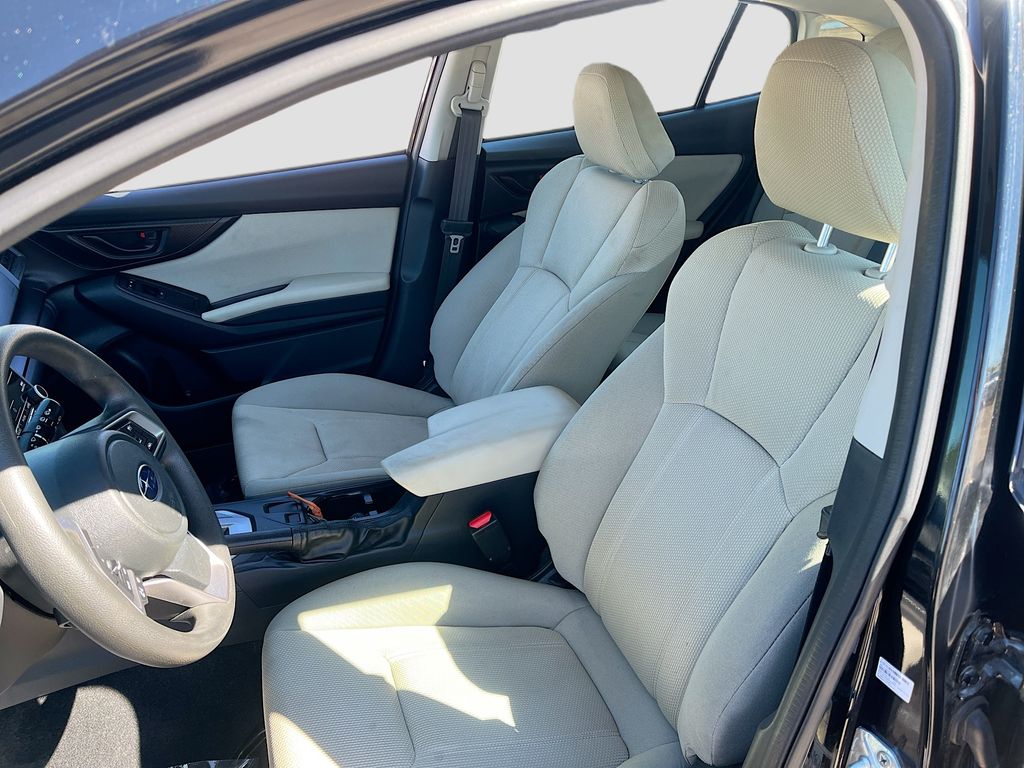 Used 2023 Black Subaru Base image 19