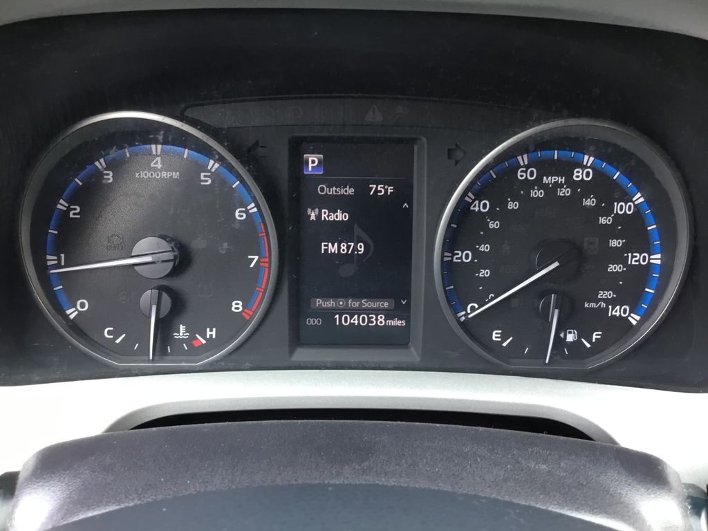 Thumbnail: 2018 Toyota RAV4 - 22