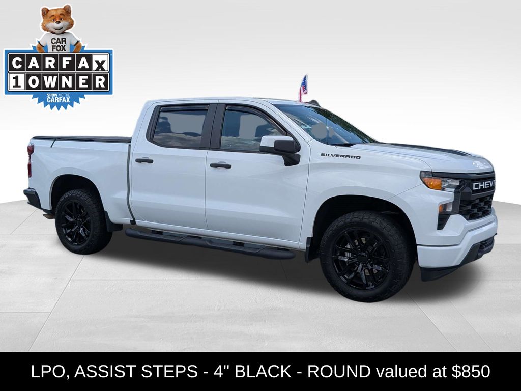 2025 Chevrolet Silverado 1500 Custom Crew Cab 4WD