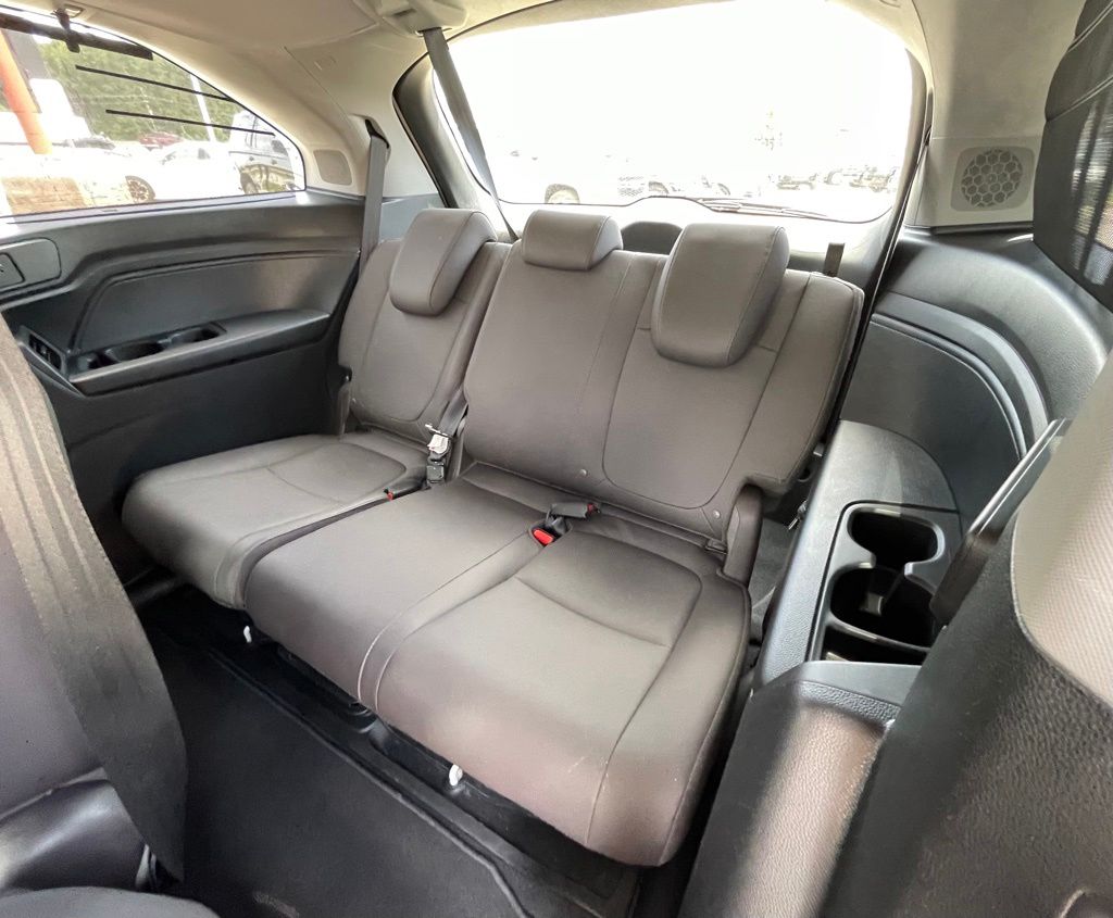 2018 Honda Odyssey Elite White at Community Honda