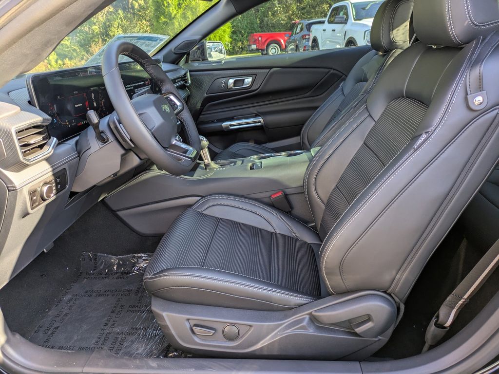 2025 Ford Mustang GT Premium Fastback