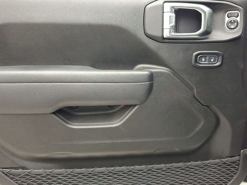 Thumbnail: 2024 Jeep Wrangler - 12