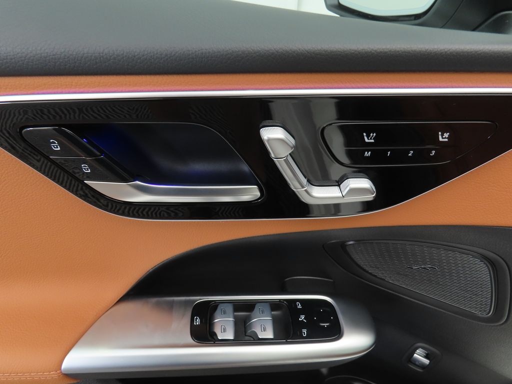 Thumbnail: 2025 Mercedes-Benz C-Class - 23