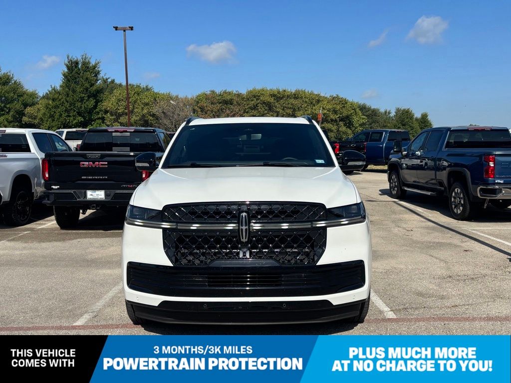 White Metallic 2025 Lincoln Navigator SUV / Crossover Four-Wheel Drive Automatic