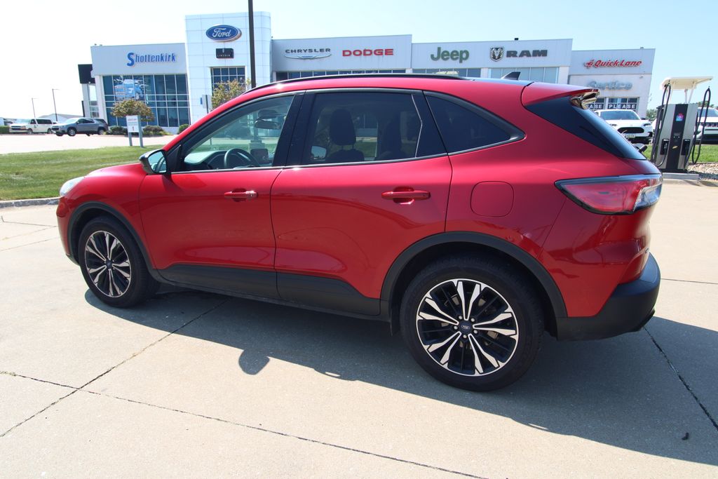Used 2021 Ford Escape SUV