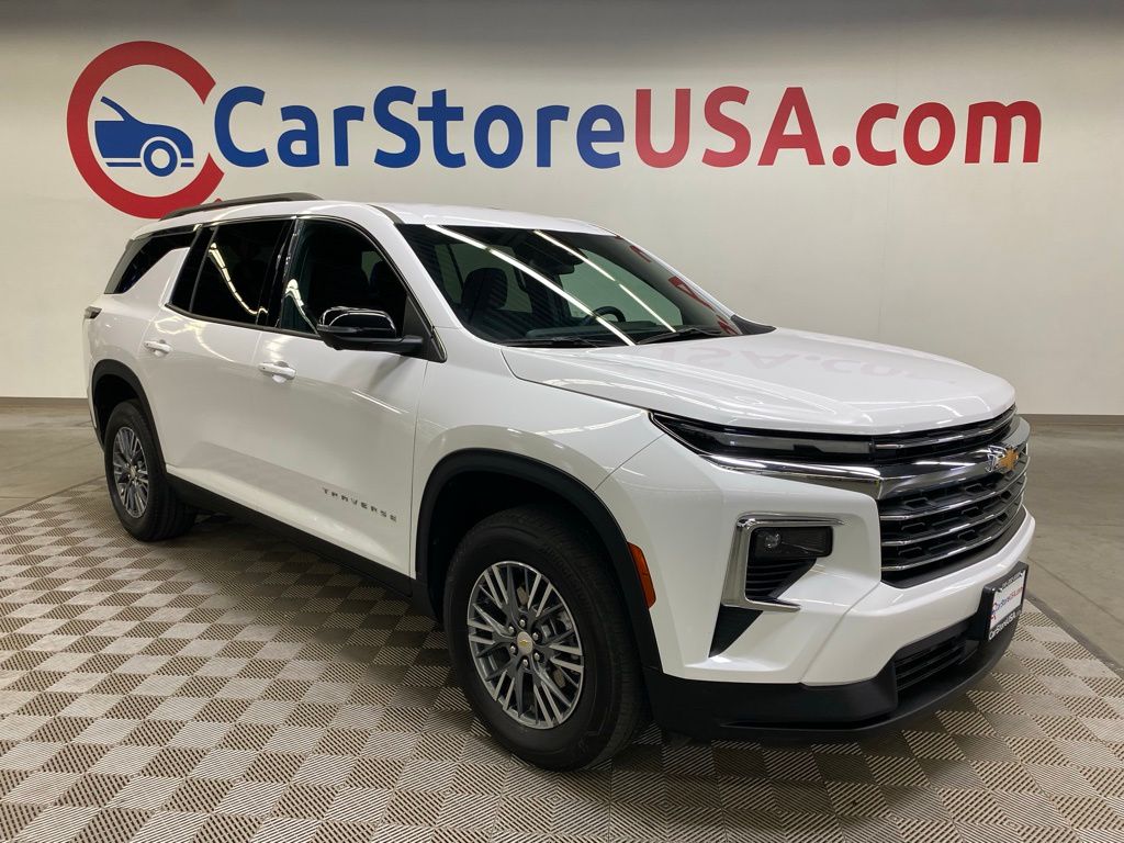 2024 Chevrolet Traverse LT FWD