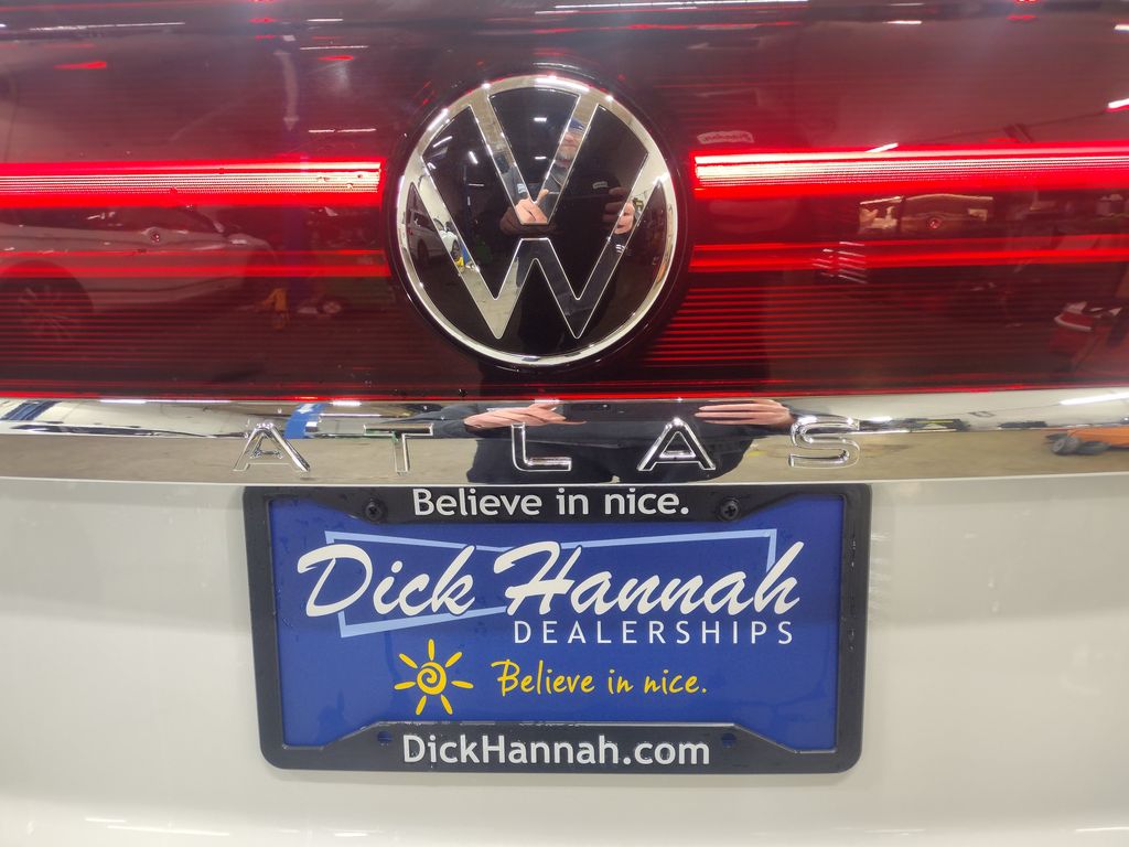 2026 Volkswagen Atlas Cross Sport 2.0T SE