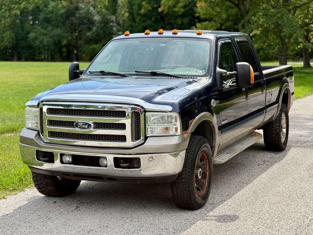 Blue 2007 Ford F-250 Super Duty Pickup Truck 5-Speed Automatic Overdrive
