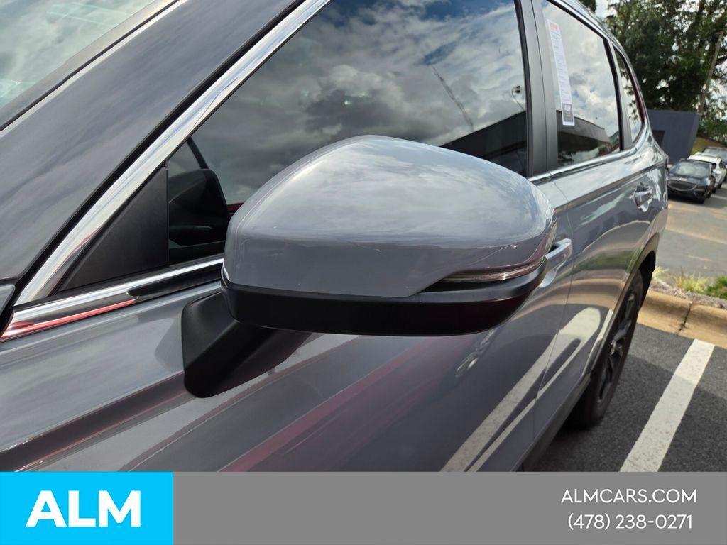 Used 2023  Honda EX-L image 27