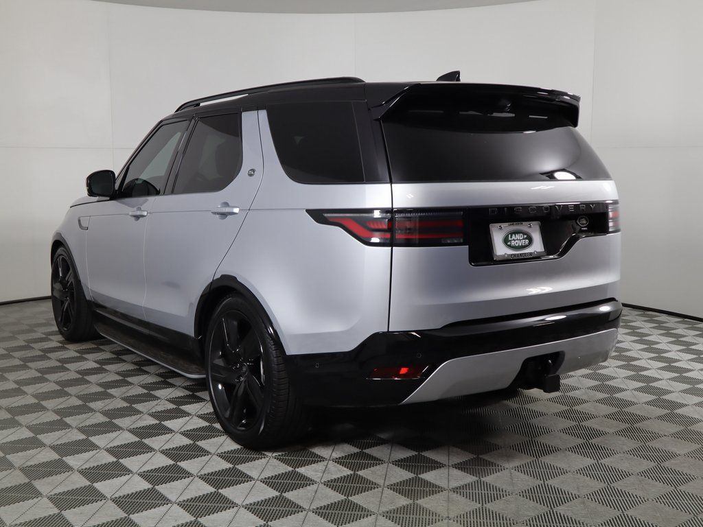 Thumbnail: 2023 Land Rover Discovery - 8