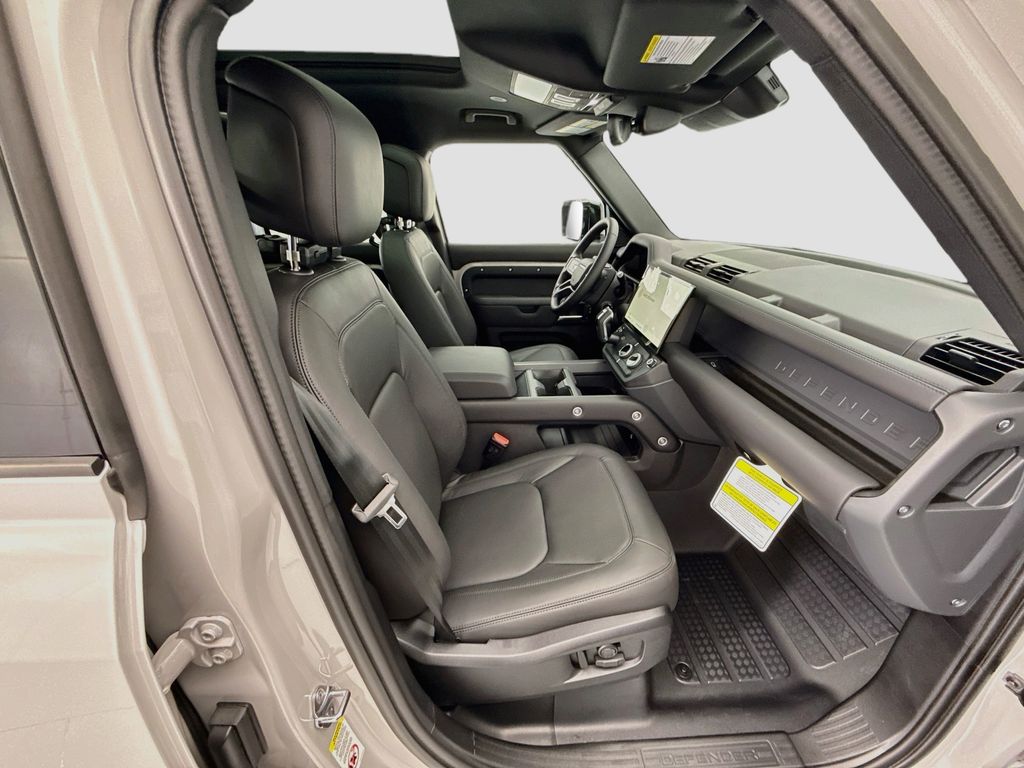 Thumbnail: 2026 Land Rover Defender - 19