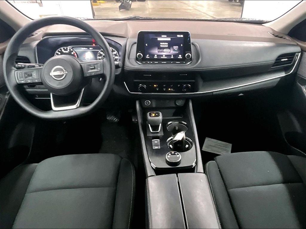 2023 Nissan Rogue — photo 21