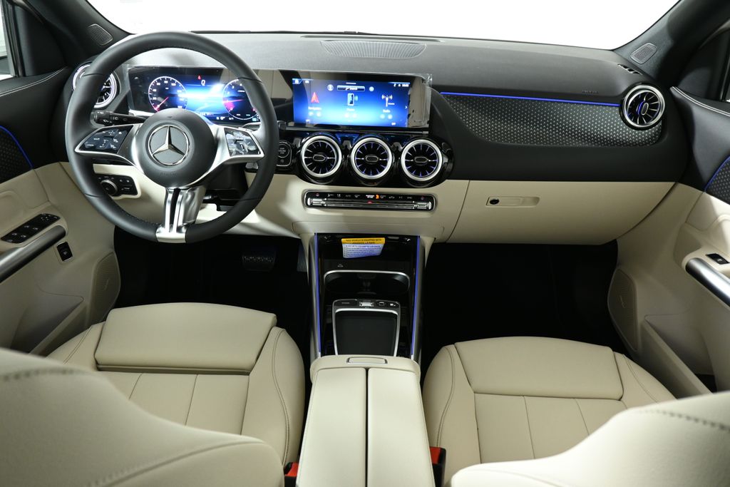 2025 Mercedes-Benz GLA 250 4MATIC 4
