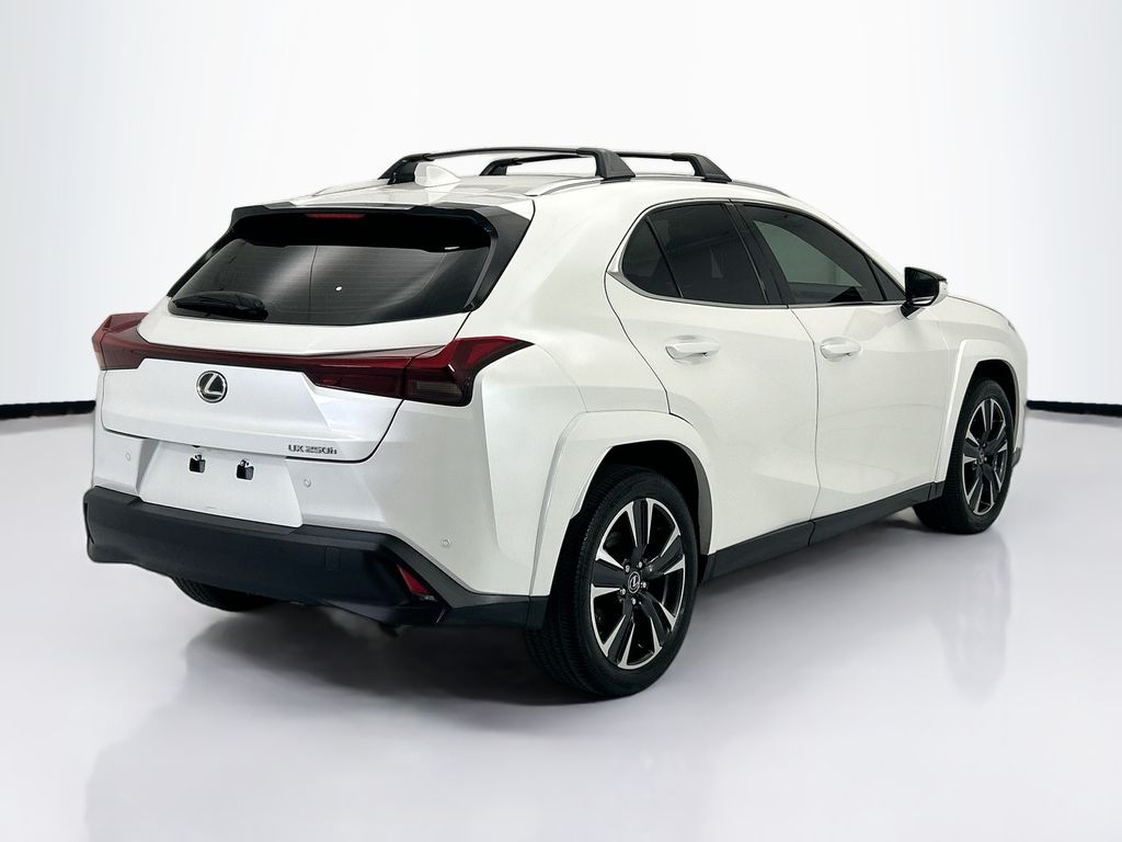 Thumbnail: 2024 Lexus UX - 5