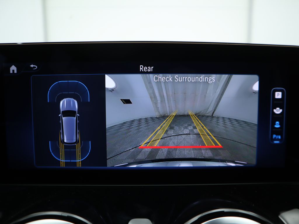 Thumbnail: 2025 Mercedes-Benz GLB - 16