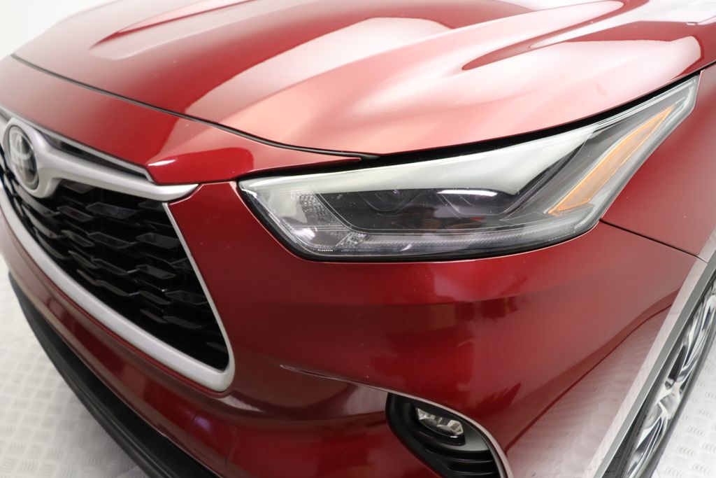 2021 Toyota Highlander XLE 3