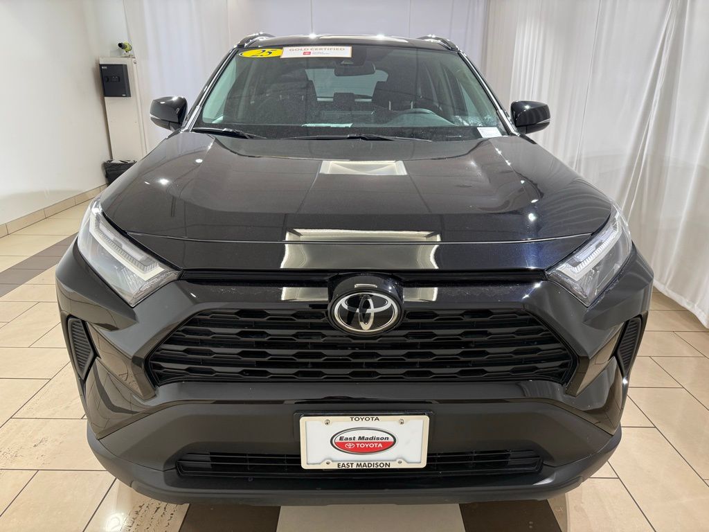 Thumbnail: 2025 Toyota RAV4 - 8