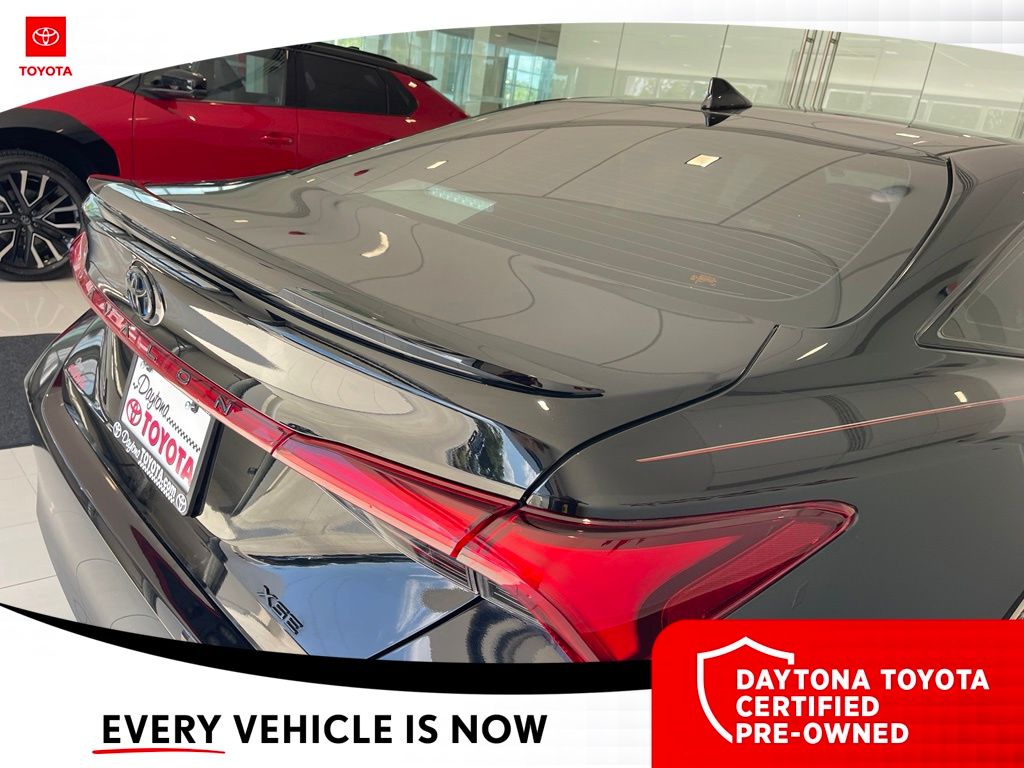 Used 2022 Toyota Avalon Hybrid Sedan
