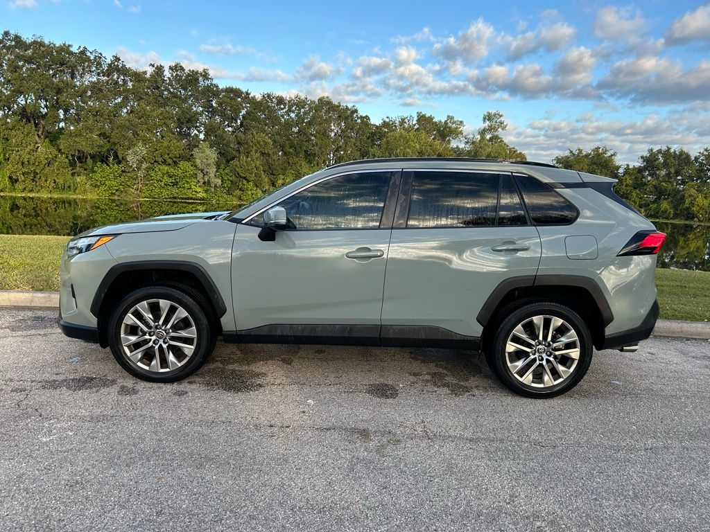 Thumbnail: 2022 Toyota RAV4 - 2