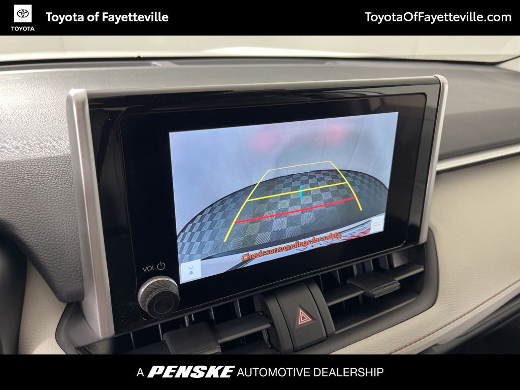 Thumbnail: 2025 Toyota RAV4 - 31