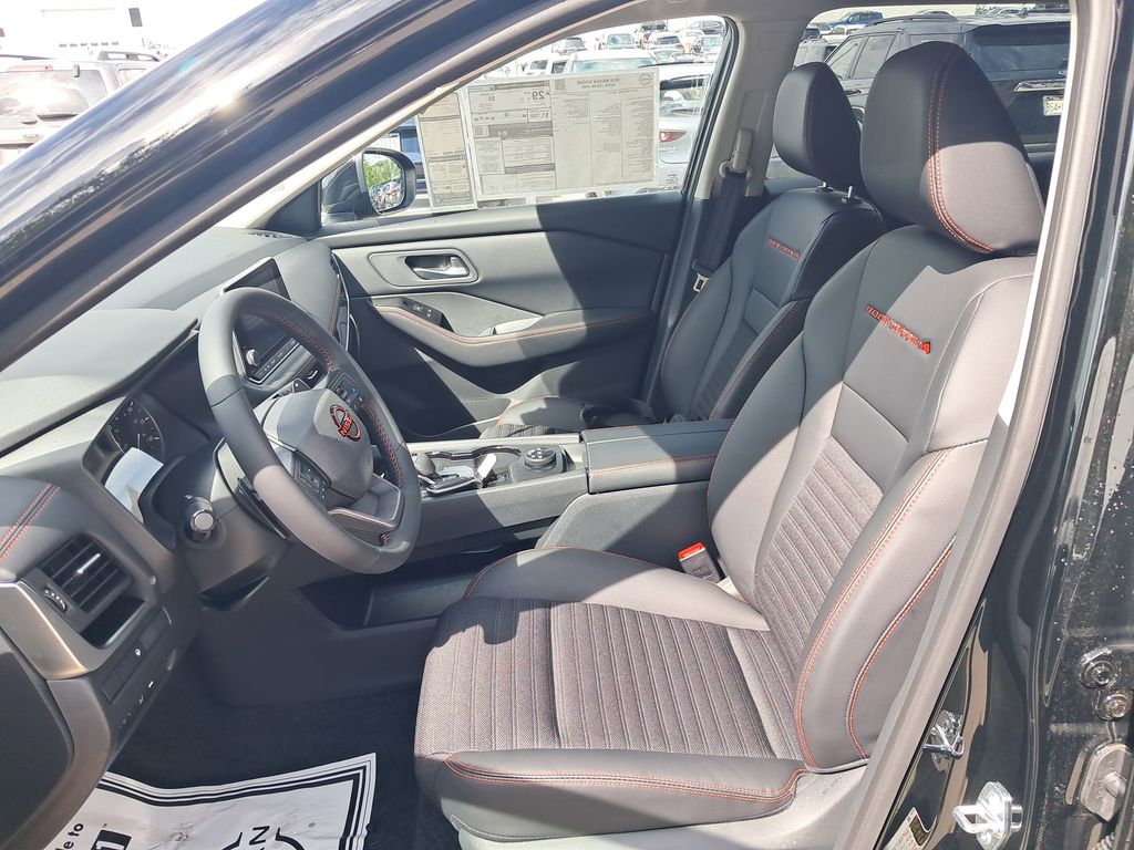 2026 Nissan Rogue Rock Creek - 11