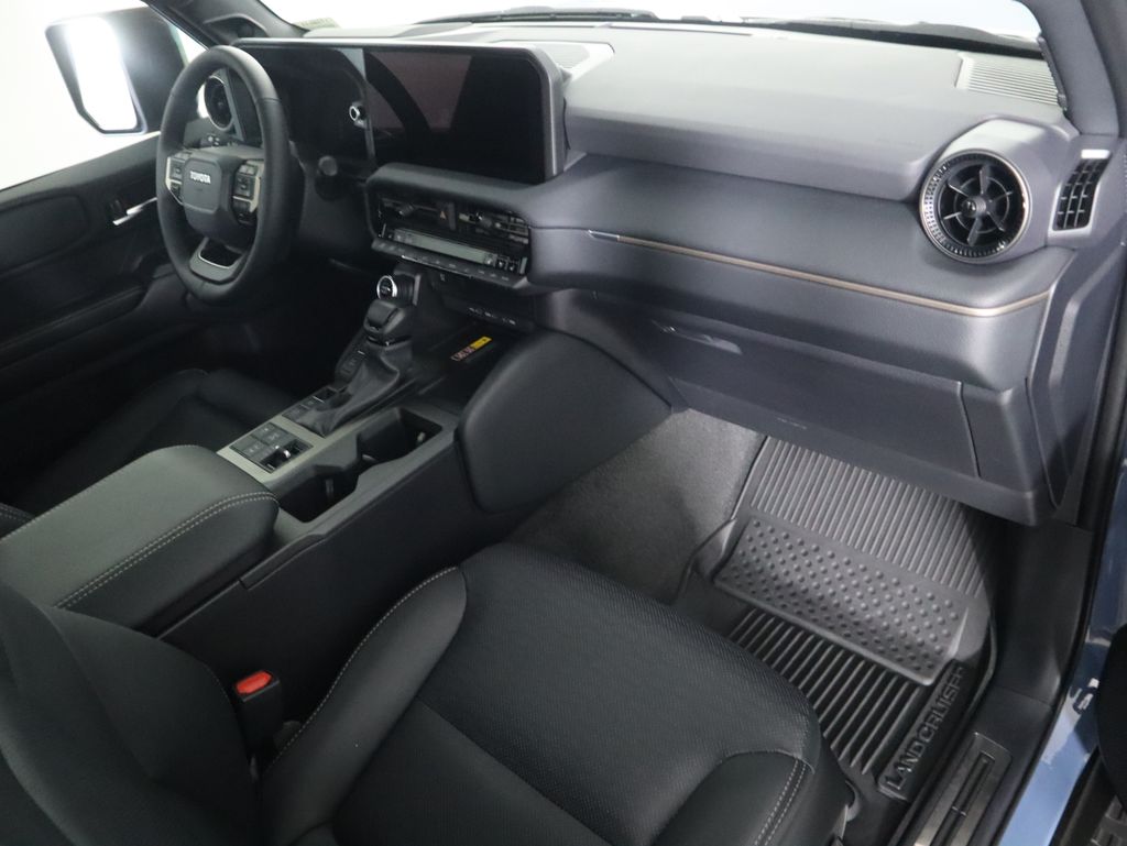 Thumbnail: 2025 Toyota Land Cruiser - 17