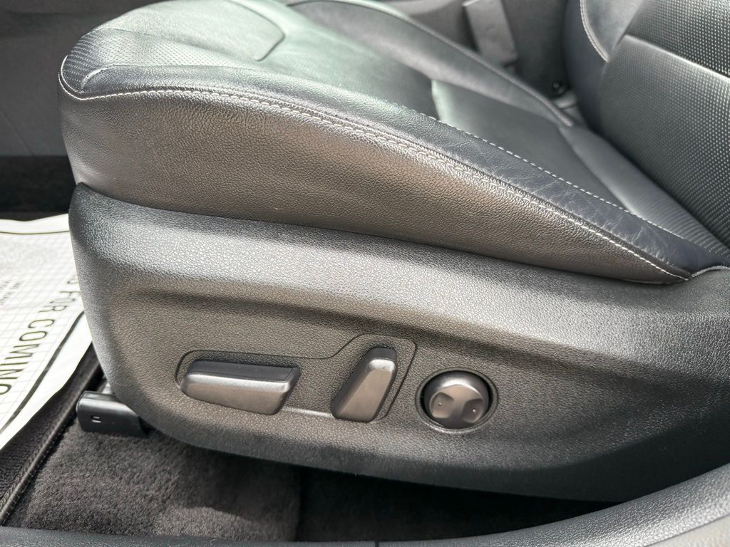 Thumbnail: 2019 Kia Niro - 14