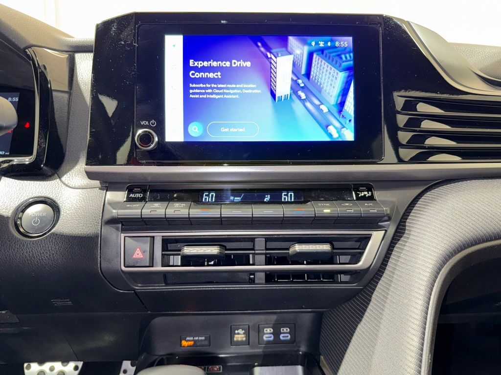 Thumbnail: 2025 Toyota Camry - 25