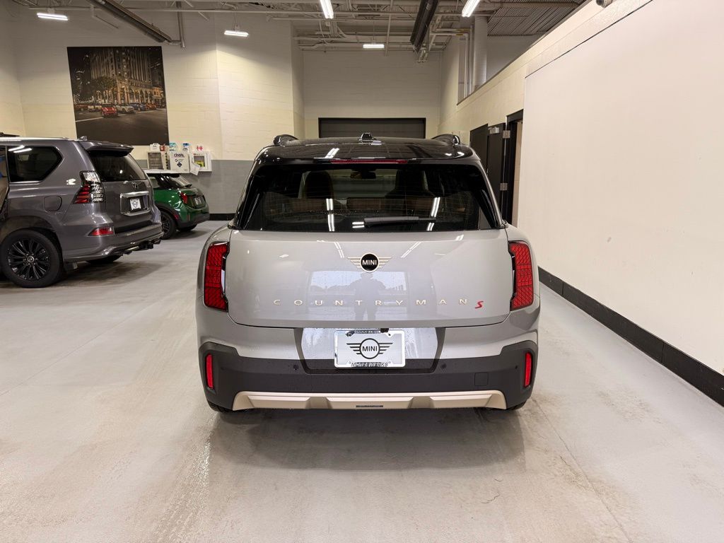 Thumbnail: 2025 MINI Cooper Countryman - 4