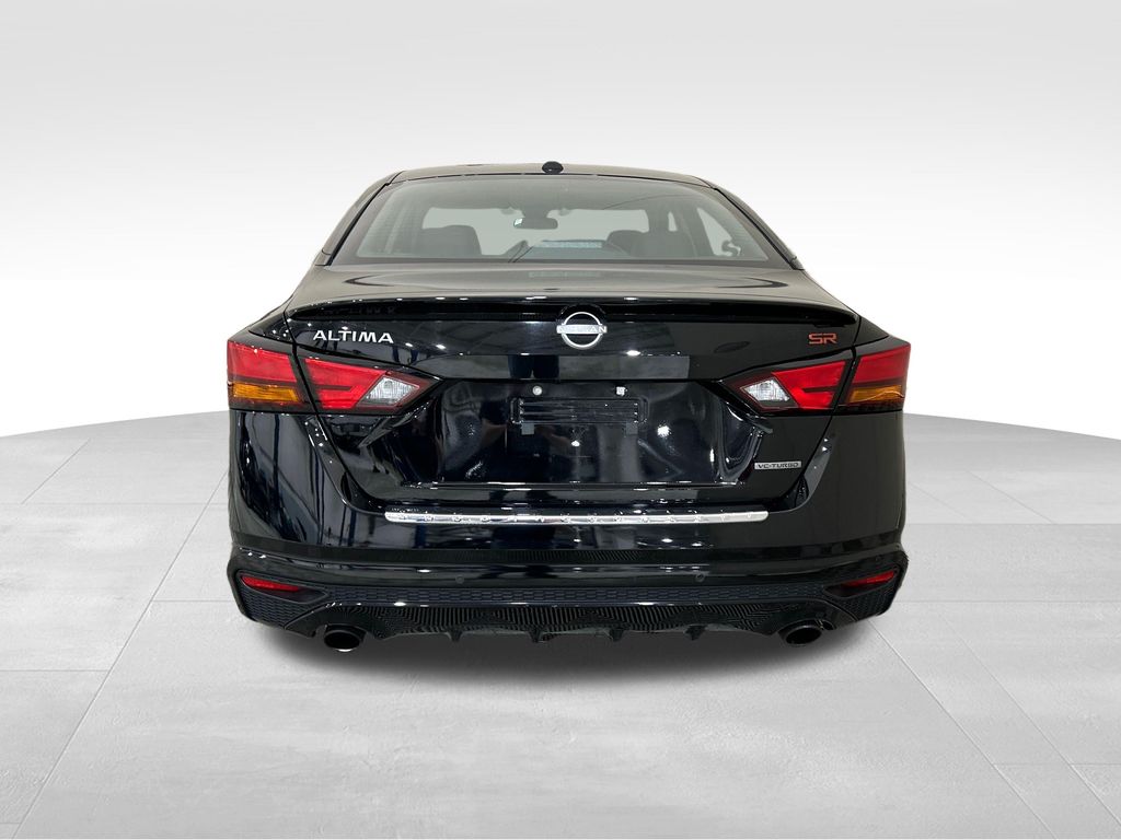 Certified Used 2023 Black Nissan 2.0 SR image 4