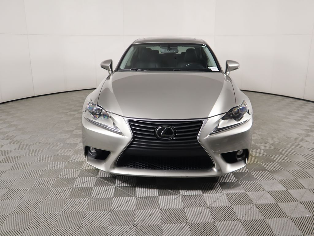 Thumbnail: 2016 Lexus IS - 2