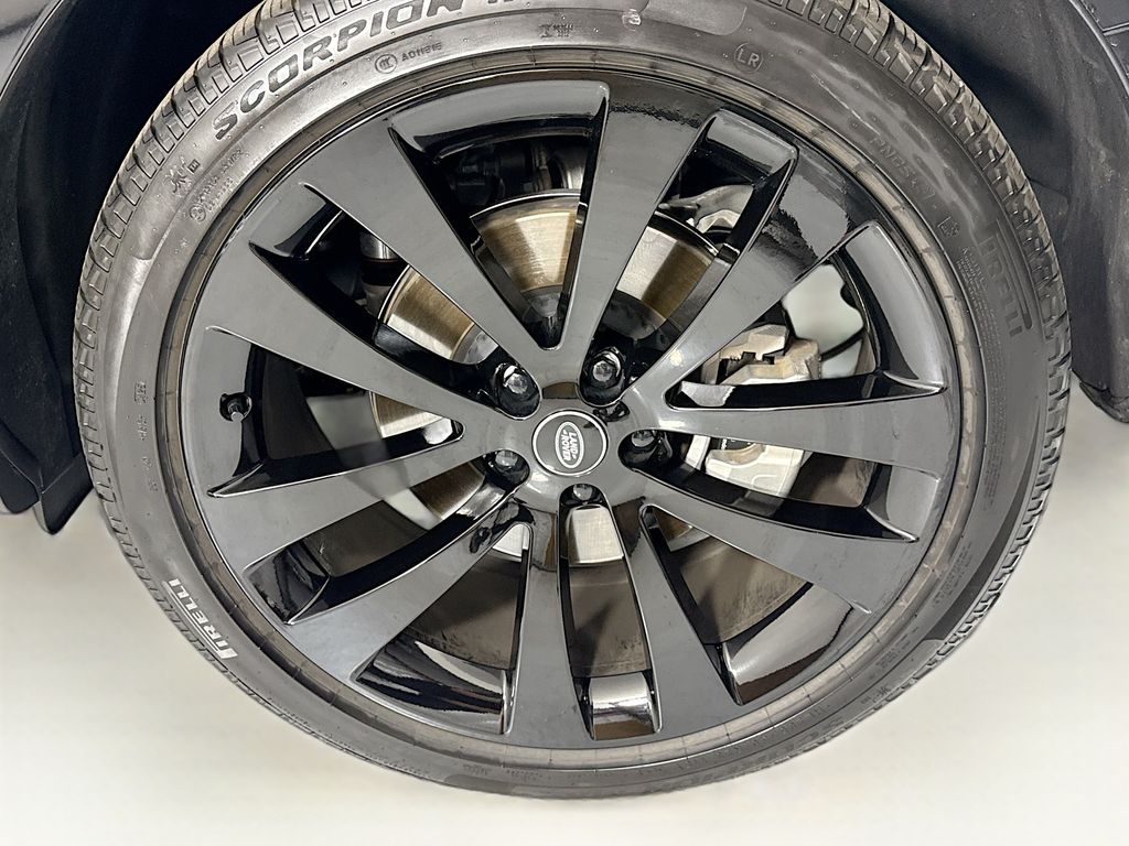 Thumbnail: 2025 Land Rover Range Rover Sport - 31