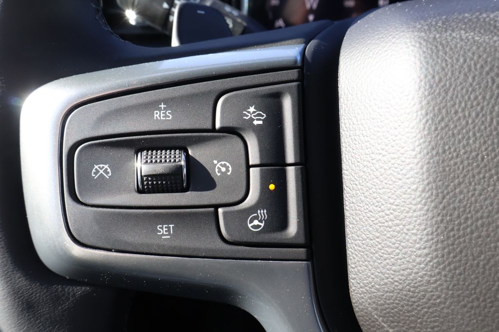 Thumbnail: 2026 Chevrolet Silverado 1500 - 20