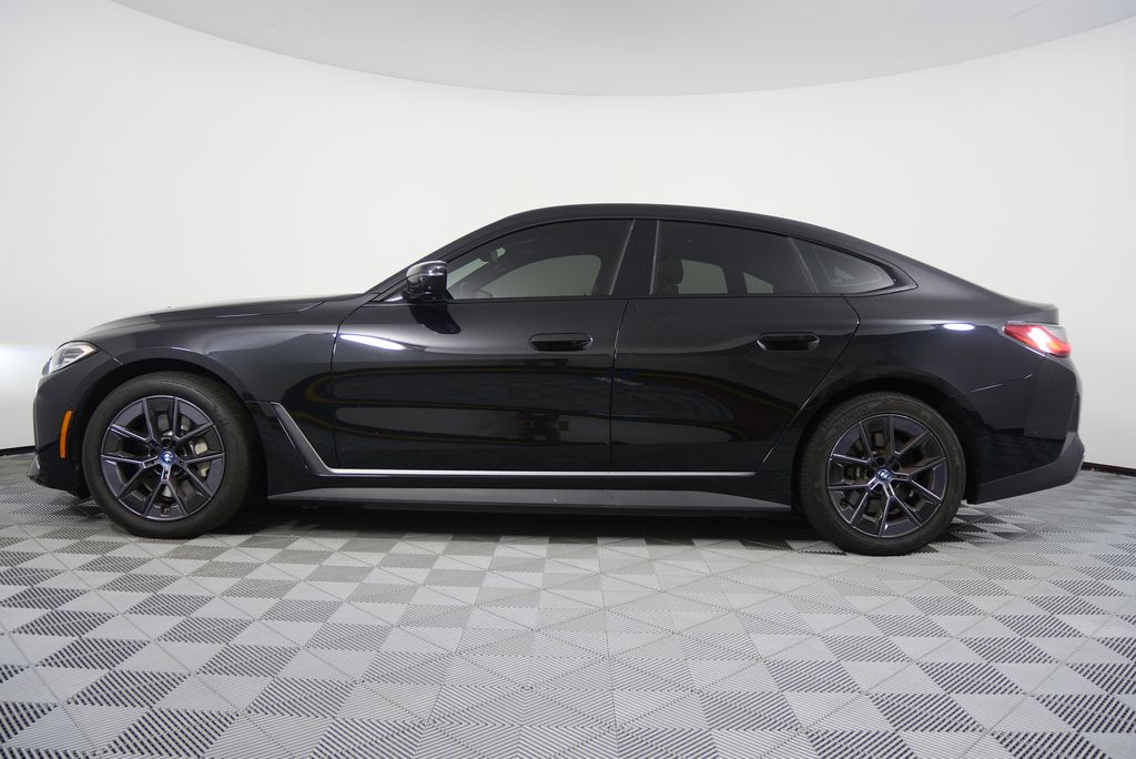 Thumbnail: 2023 BMW i4 - 6