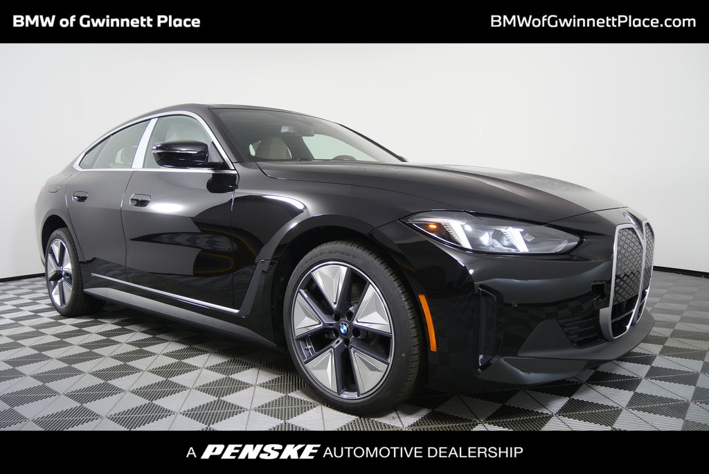 Thumbnail: 2025 BMW i4 - 1
