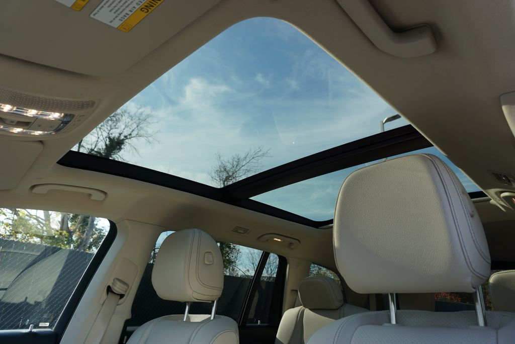 Thumbnail: 2024 Mercedes-Benz GLS - 12