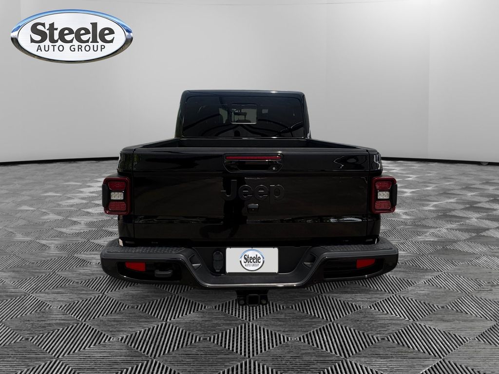 Used Car 2023 Jeep Gladiator  Overland For Sale Under $35,000 In Round Rock, Texas