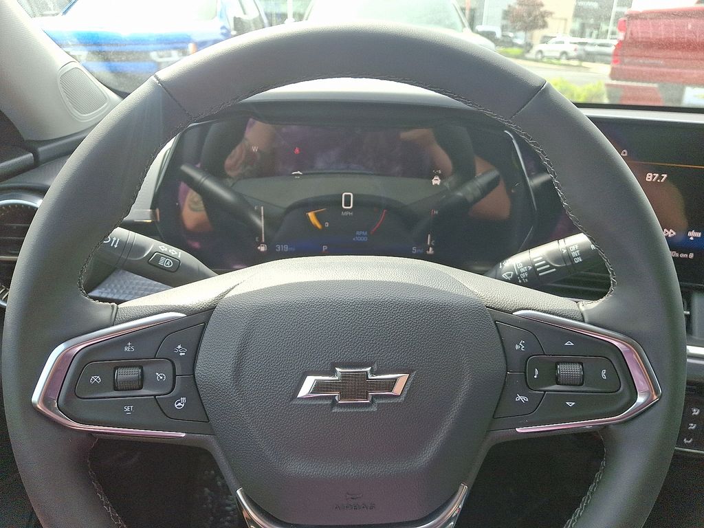 2025 Chevrolet Trax Activ 9