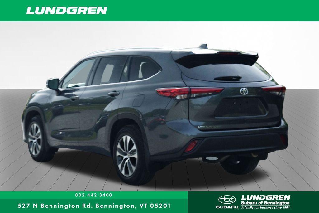 Used 2021 Toyota Highlander SUV